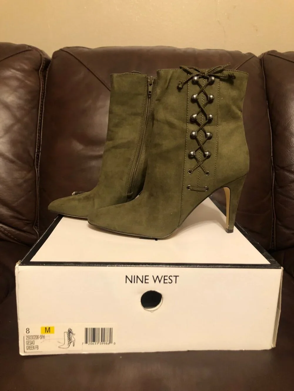 Nine West Gesao Olive Green Faux Suede Lace-Up Heeled Ankle Booties Size 8